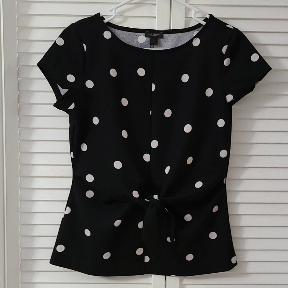 Black Ann Taylor Top